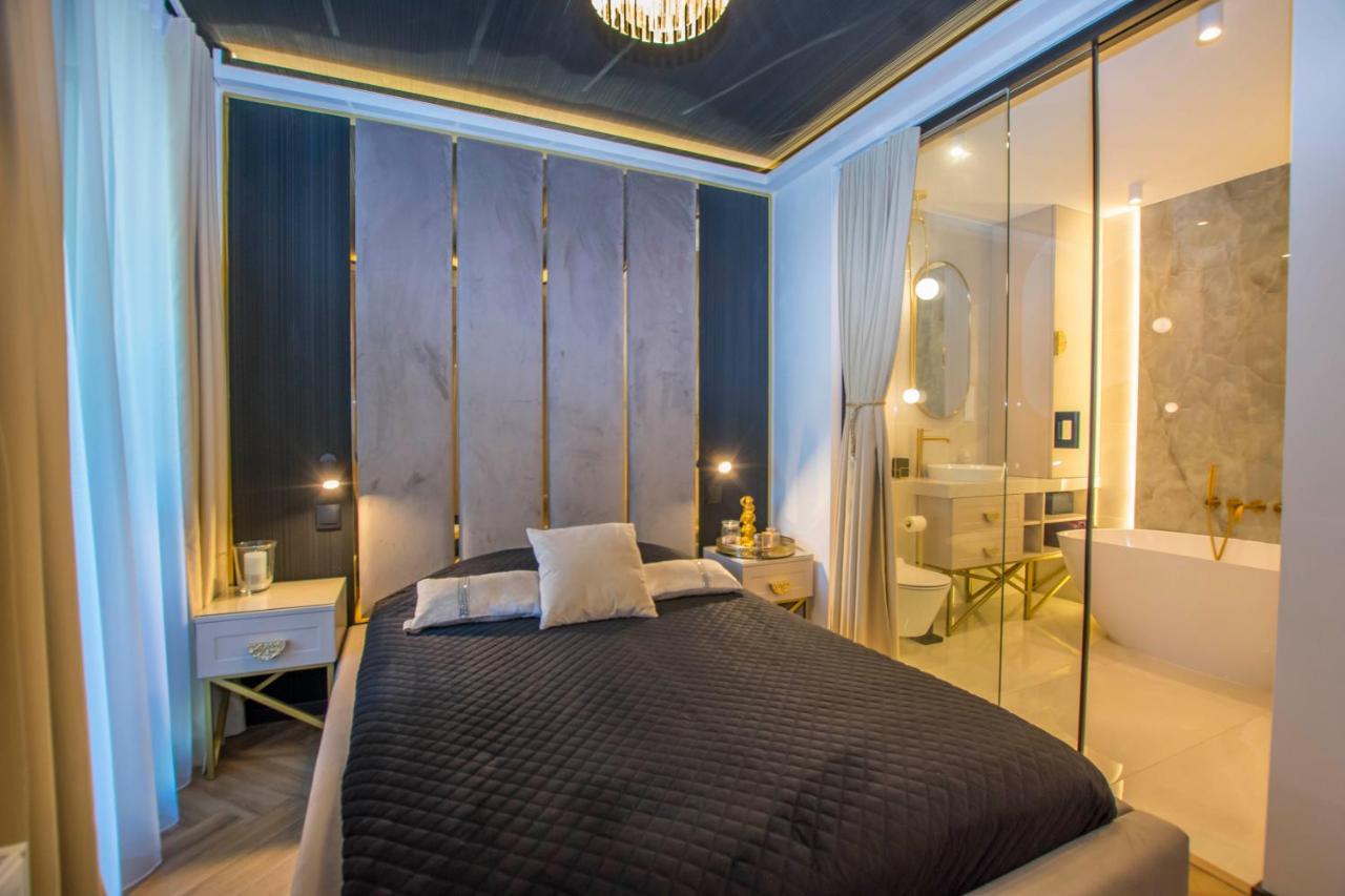 Lux Stays By Torres At K39 Krakow Exterior photo