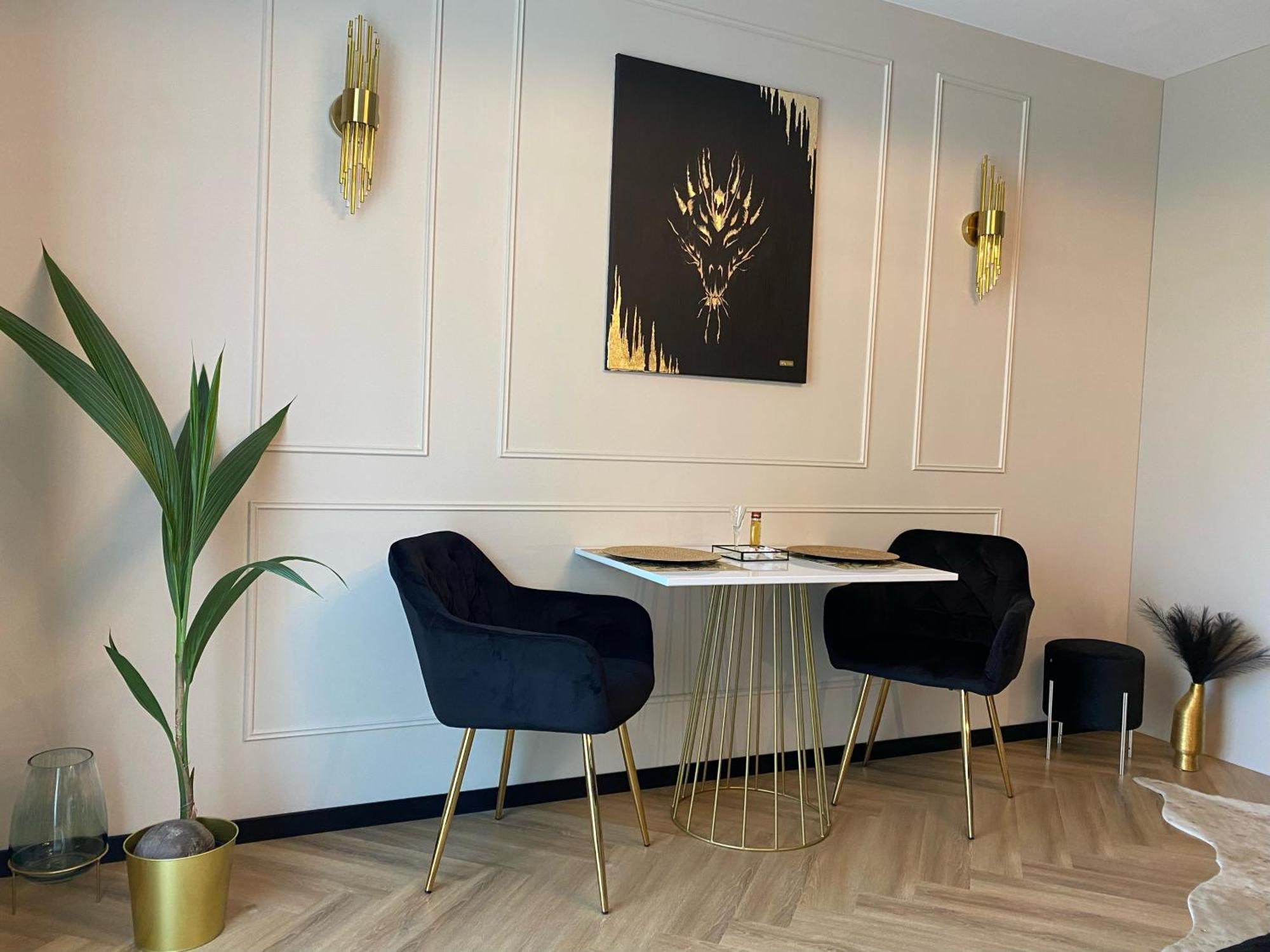 Lux Stays By Torres At K39 Krakow Exterior photo