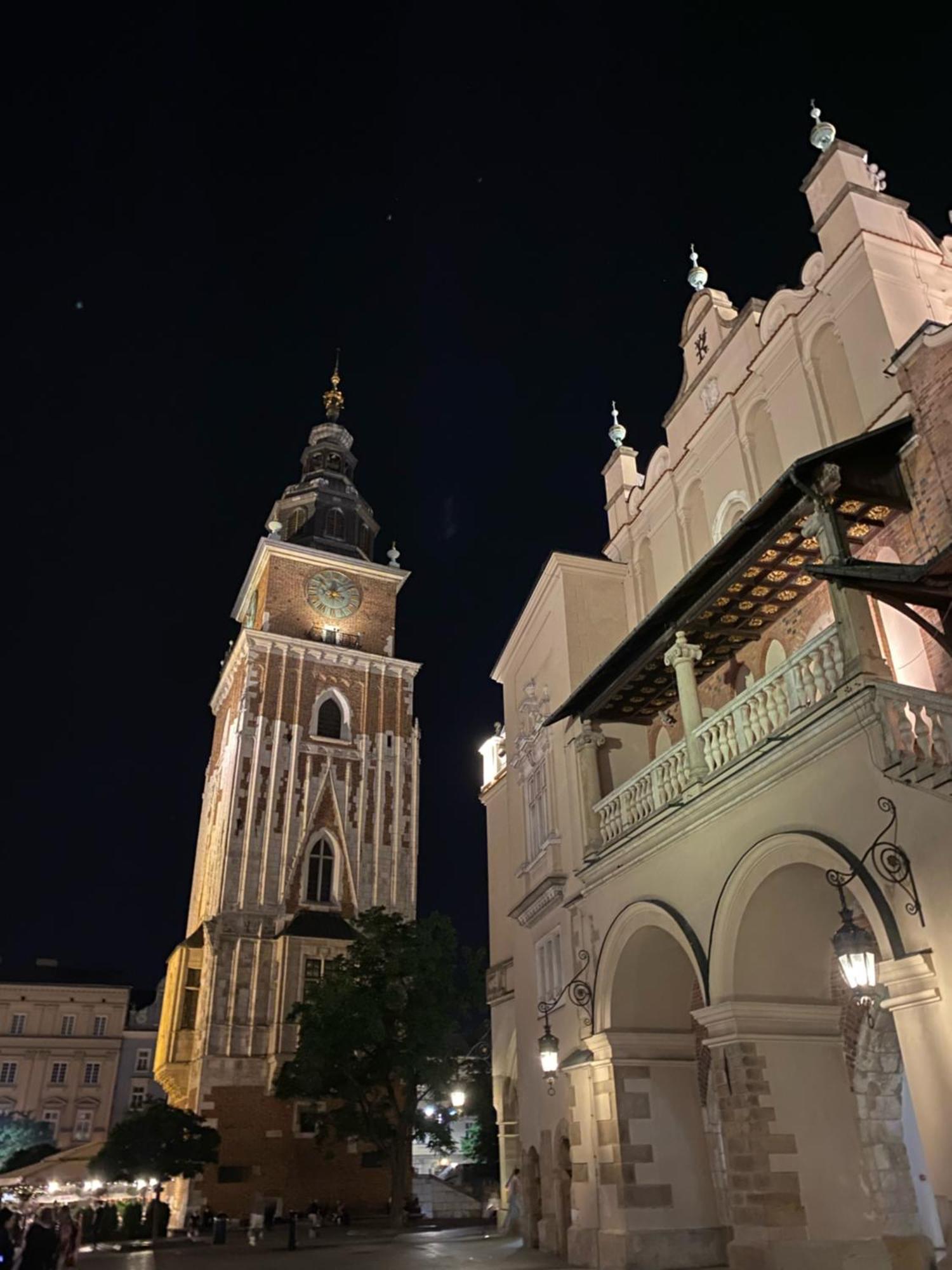 Lux Stays By Torres At K39 Krakow Exterior photo