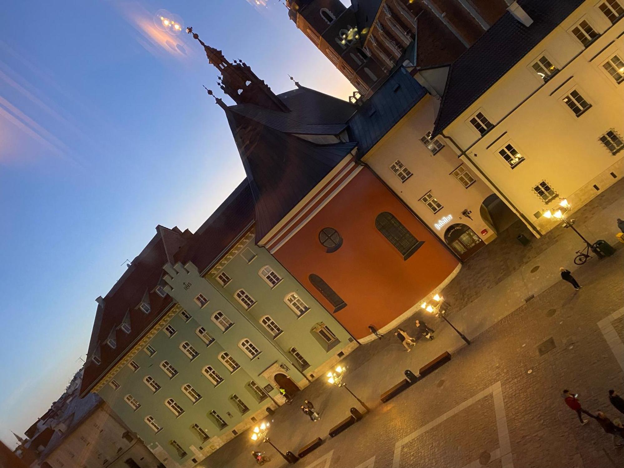 Lux Stays By Torres At K39 Krakow Exterior photo